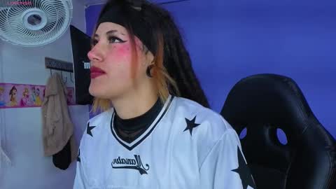 _sharlotte777 online show from 11/13/25, 01:54