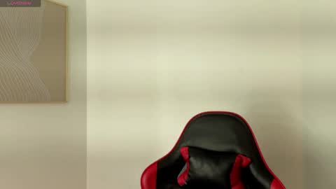 Snapshot of _sharlotte777 chatting on 05/21/26, 01:51 _sharlotte777 online show from 05/21/26, 01:51