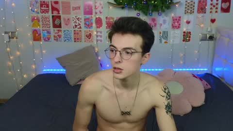 NATHANPVT IS OPEN online show from 12/04/24, 02:37