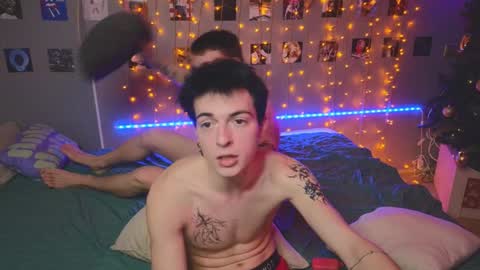 NATHANPVT IS OPEN online show from 12/19/24, 09:38