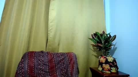 _skyleer_ online show from 10/26/25, 10:58