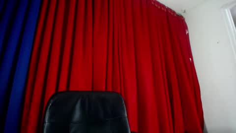 _skyleer_ online show from 01/08/26, 01:08