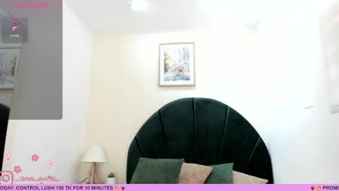 Snapshot of _sofia_cruz chatting on 05/27/26, 07:33 640 200 online show from 05/27/26, 07:33