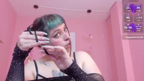 Snapshot of _sofia_smith1 chatting on 06/12/26, 02:16 Sofia online show from 06/12/26, 02:16