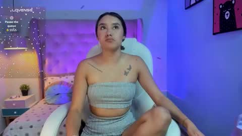 Sophie  online show from 02/23/26, 07:33