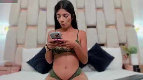  sophiie ross  online show from 01/07/26, 04:53