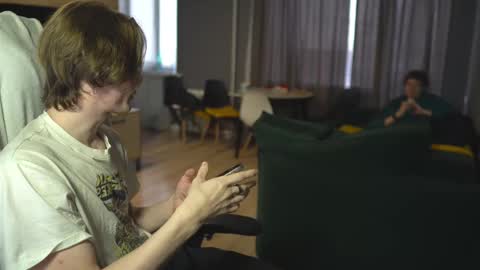 OLIVERpvt is open online show from 02/27/25, 12:13