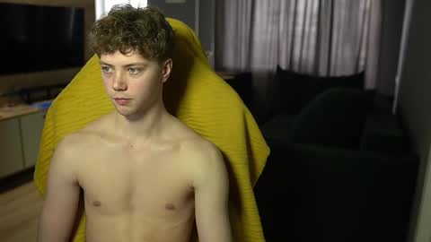 OLIVERpvt is open online show from 03/13/26, 12:12