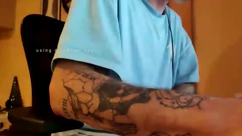 Snapshot of _spicymike_ chatting on 11/29/25, 07:06 _spicymike_ online show from 11/29/25, 07:06