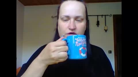 Melisa online show from 09/15/25, 06:46