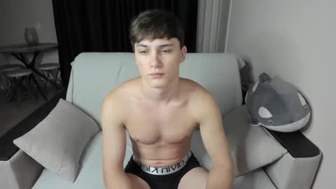 Snapshot of _stager_ chatting on 01/05/25, 04:36 MARKPVT IS OPEN online show from 01/05/25, 04:36