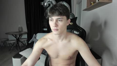 Snapshot of _stager_ chatting on 01/13/25, 03:34 MARKPVT IS OPEN online show from 01/13/25, 03:34