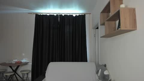 Snapshot of _stager_ chatting on 09/10/25, 09:09 MARKPVT IS OPEN online show from 09/10/25, 09:09