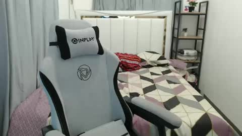 Sunny online show from 12/20/24, 08:17