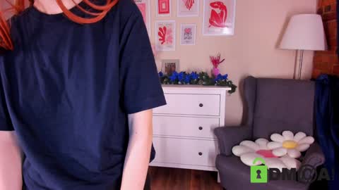 Snapshot of _suunbeam_ chatting on 01/08/25, 08:27 Sun online show from 01/08/25, 08:27