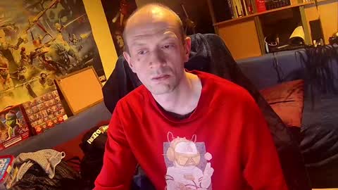 _svenerd_____ online show from 04/23/26, 09:17