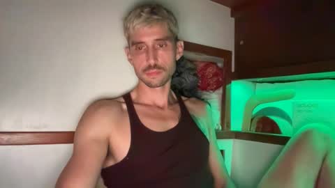 Snapshot of _sweet_drew_ chatting on 03/30/26, 03:18 _sweet_drew_ online show from 03/30/26, 03:18