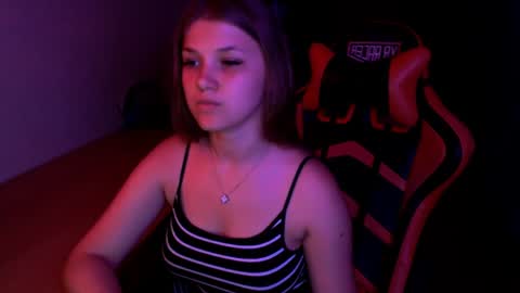 Mari online show from 07/07/26, 06:56