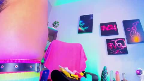 Kuromi online show from 11/21/25, 03:49