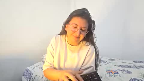 Snapshot of _sweet_melodyy chatting on 05/24/26, 08:14 _sweet_melodyy online show from 05/24/26, 08:14