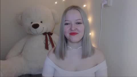 _sweet_smile_ online show from 03/06/26, 08:27