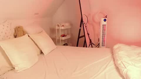sophia online show from 07/06/26, 10:12