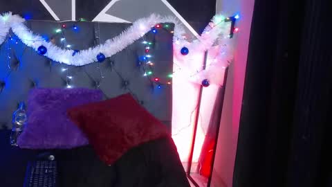    online show from 12/28/24, 11:05