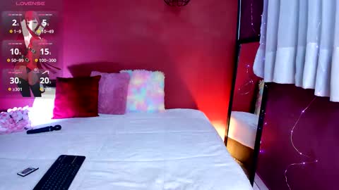    online show from 12/01/25, 01:49