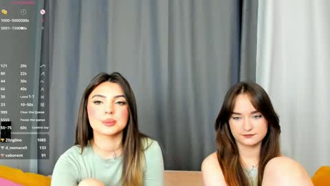 Snapshot of _teona_ann_for_you_ chatting on 01/15/25, 09:35 Teona and Annred hair online show from 01/15/25, 09:35