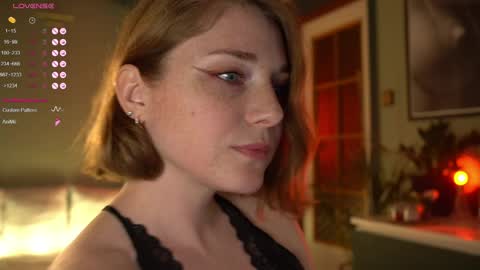 Evi online show from 06/05/26, 06:57