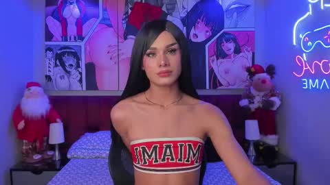 Snapshot of _tiffany_collins chatting on 12/18/25, 05:24 tiffany online show from 12/18/25, 05:24