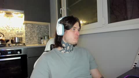 _torfin_ online show from 12/04/24, 11:46