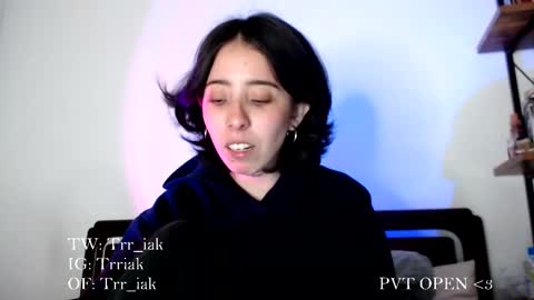 luna online show from 11/24/25, 01:16