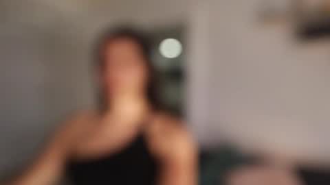 Anastasia Vahos online show from 10/06/25, 05:10