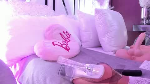 valeria jade online show from 02/07/25, 01:47