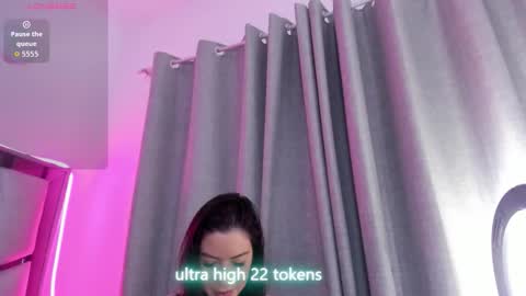 _valeria_saenz_ online show from 03/20/26, 03:55