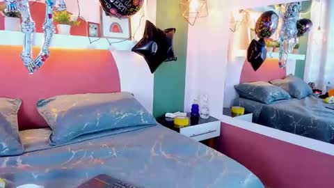 _valeryboobs_ online show from 10/24/25, 01:18