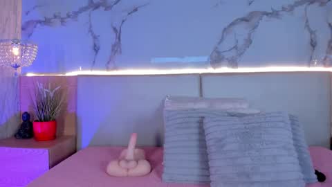 Valery online show from 09/25/25, 03:43