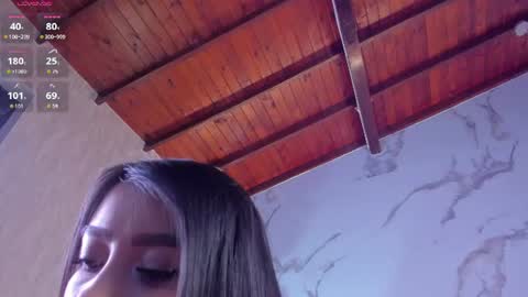 Snapshot of _valeryysmith_ chatting on 06/26/26, 04:06 Valery online show from 06/26/26, 04:06