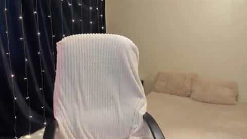 Snapshot of _vallylove chatting on 03/06/25, 05:46 _vallylove online show from 03/06/25, 05:46