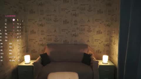 Molly online show from 11/14/25, 06:45