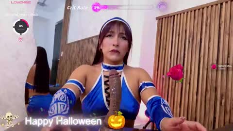 Veronica online show from 10/31/25, 01:01