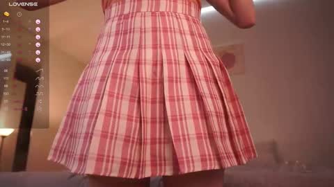 Viola online show from 02/16/25, 11:05