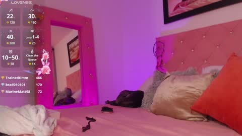 VICTORIA online show from 12/13/24, 10:02