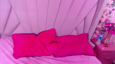 _violeta_18 online show from 03/05/25, 11:49