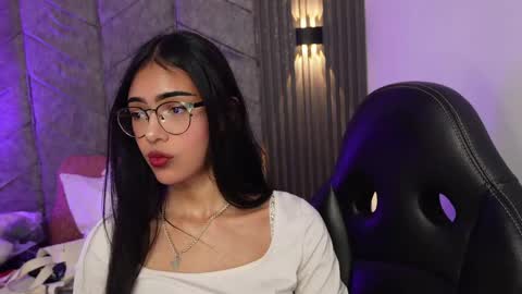   online show from 04/20/26, 07:48