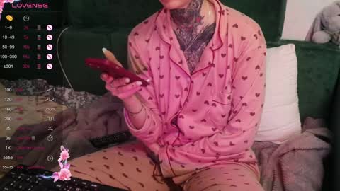 Alis online show from 02/09/25, 08:24