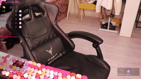 Alis online show from 03/12/26, 07:36