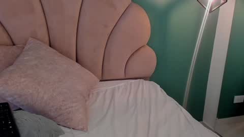  Vix  online show from 01/15/25, 12:04