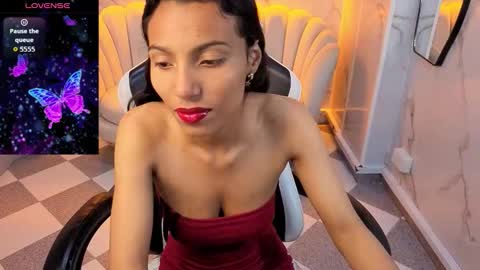  wendy  online show from 11/29/25, 08:23